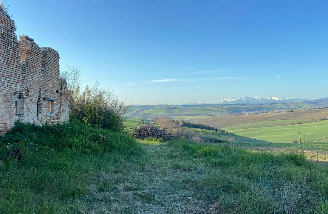 Casale-Miramonti-corner