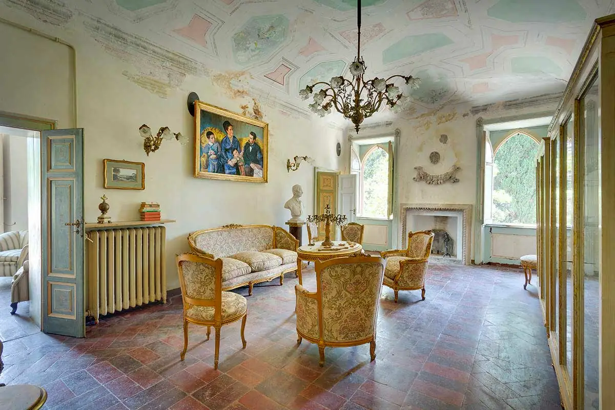 Villa storica: il salotto