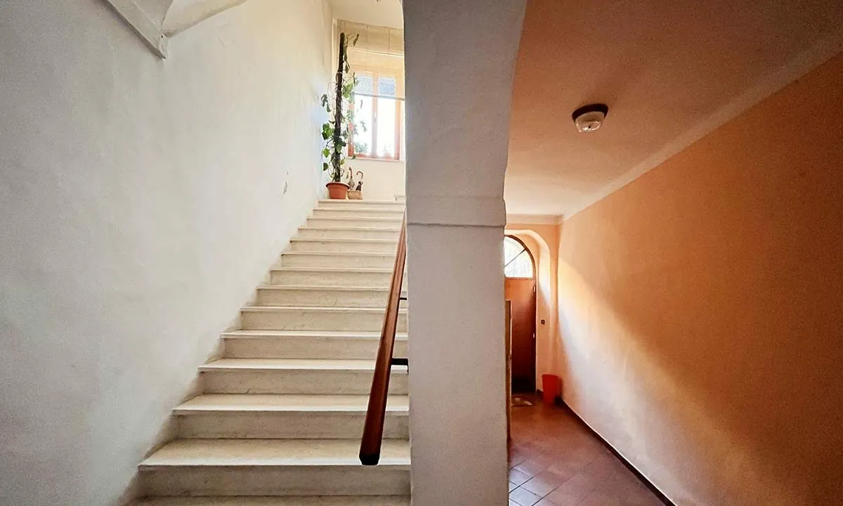 ingresso-a-staffolo