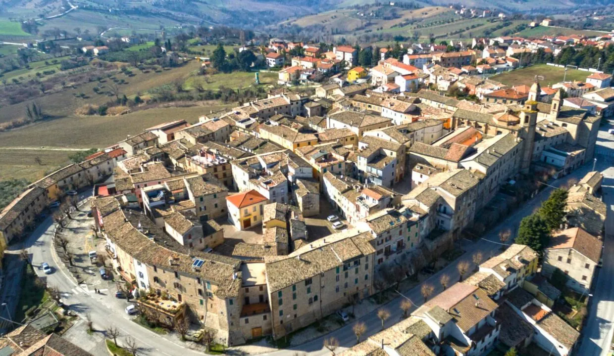Case in centro storico: 3 proposte a Staffolo