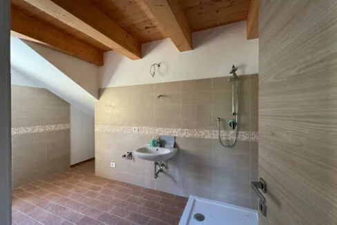 Staffolo-gialla-diciotto (002)