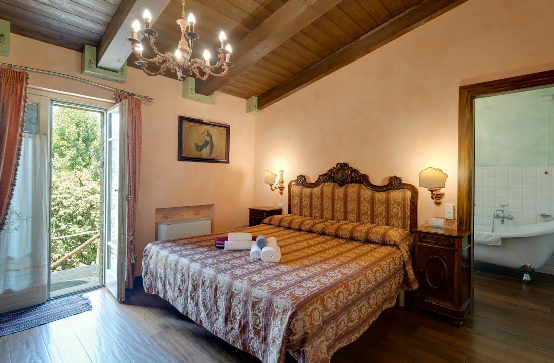 Villa-scuderi-sedici