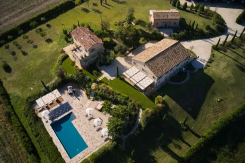 Borgo-della-Spiga-centocinquanta