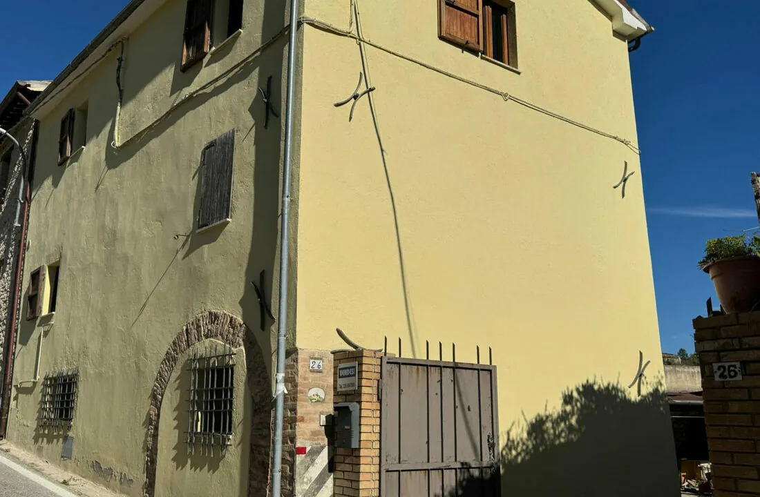 Caccamo-nuovo-trenta