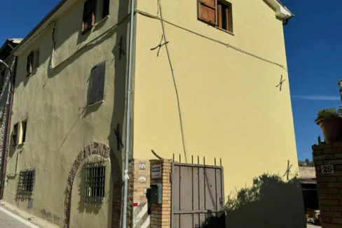 Caccamo-nuovo-trenta