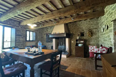 Apecchio-sala