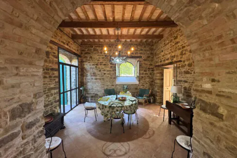 Villa-Strada-centocinquanta