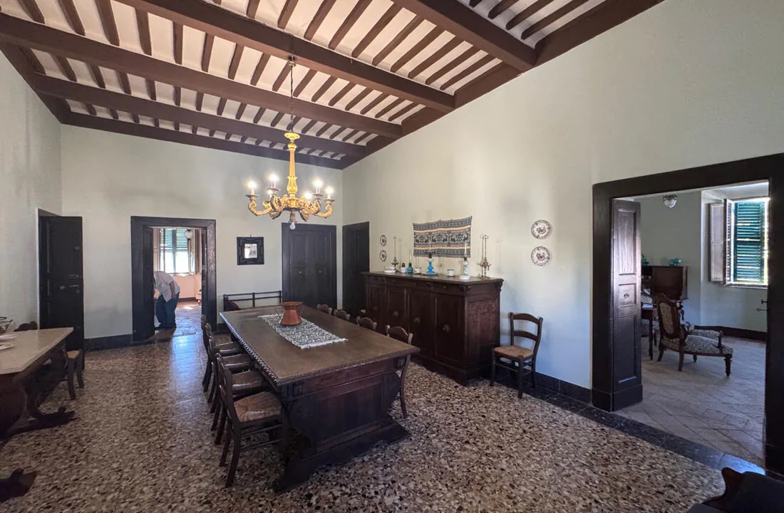 Villa-Strada-centosessantasette