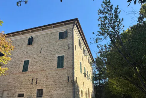 Villa-Strada-duecentocinque