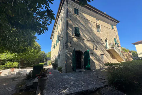 Villa-Strada-duecentonove